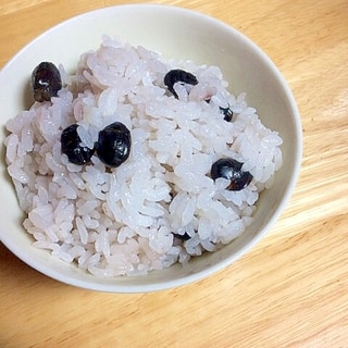 黒豆茶で黒豆ご飯